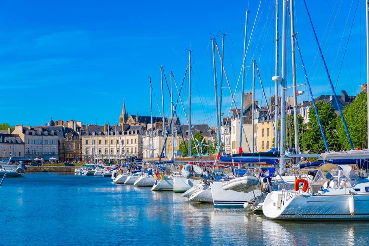 Grand Appartement De Standing Avec Terrasse Vue Port Au Centre De Vannes Buitenkant foto